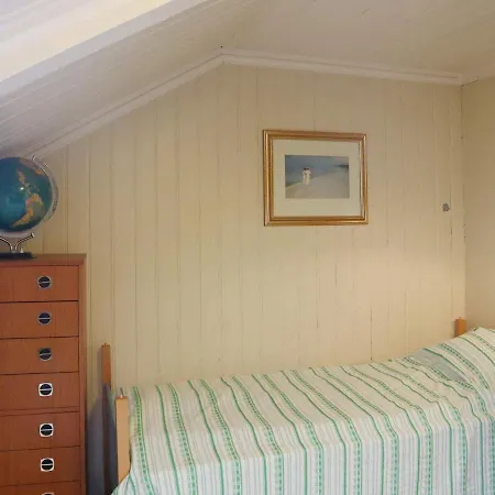 Apartment Risor شقة *
